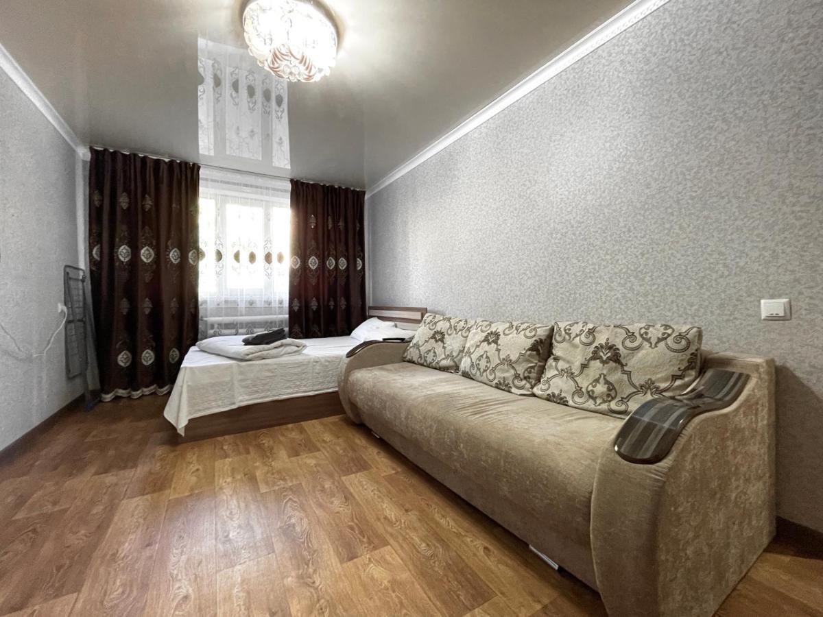 Абая 68 Квартира В Центре, 4 Спальных Места Petropavl Exteriör bild